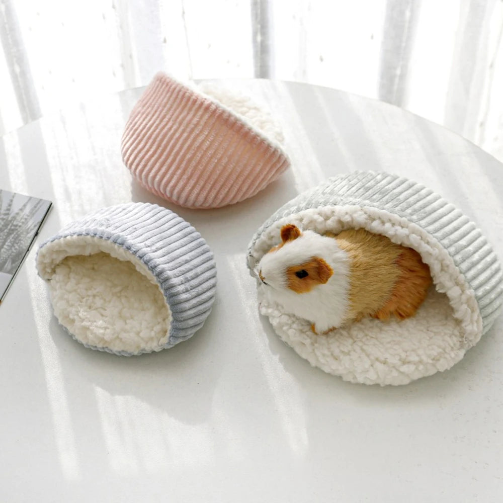 Autumn Winter Warm Solid Fleece Bed Mat Soft Lint Sleep Bed Nest Round Shape for Small Animal Hedgehog Hamster Rabbit Nests Mat